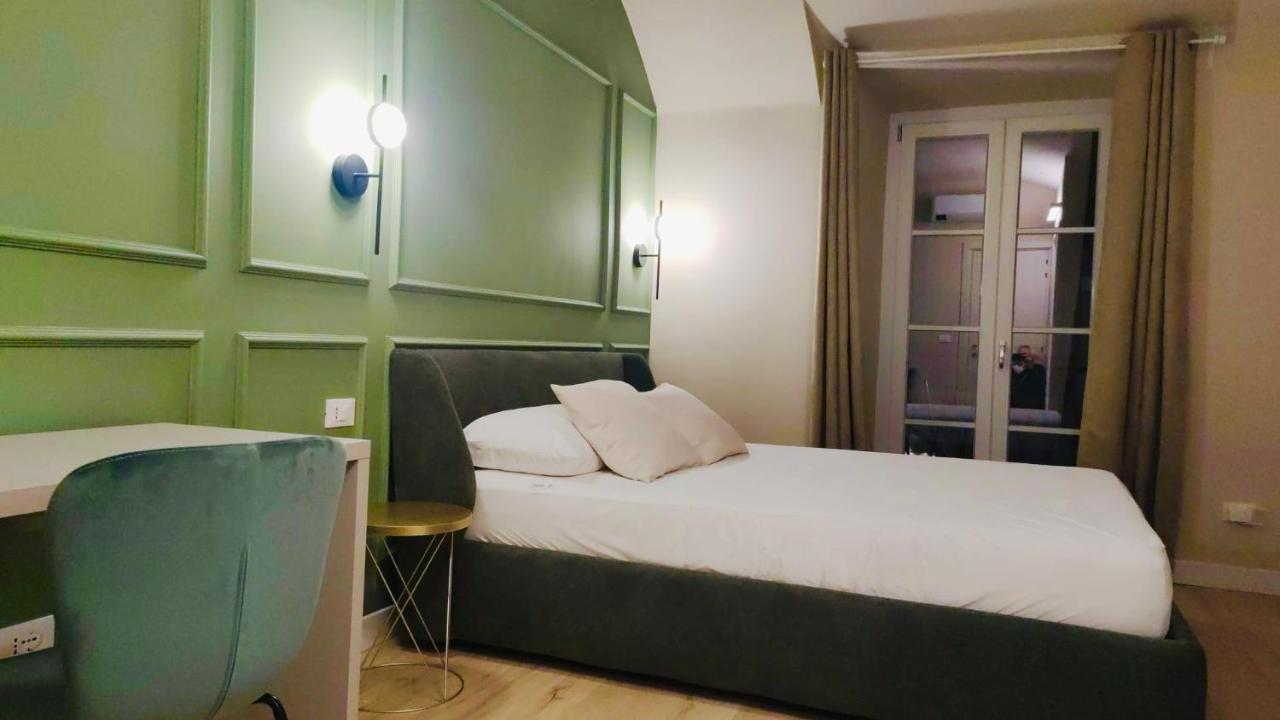 Lagrange 34 Hotell Turin Rum bild